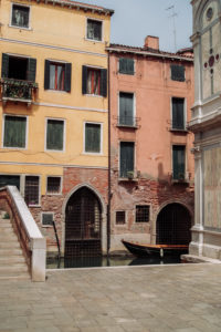 Venezia-è-una-perfetta-combinazione-di-colori-per-le-mie-creazioni